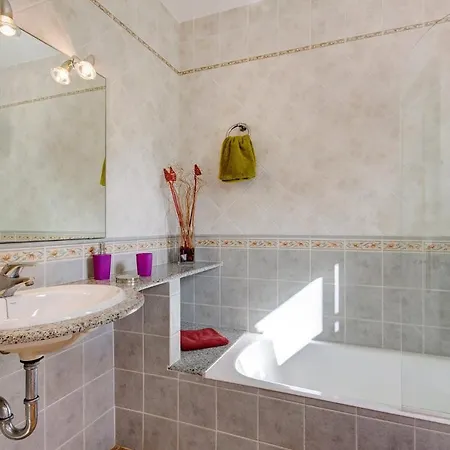 Jose By * Es Mercadal